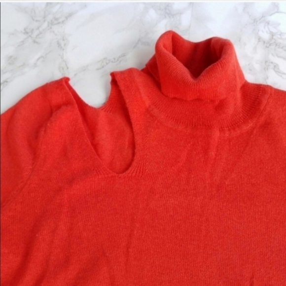 Lover's + Friends Kade Red Wool Blend Cutout Turtleneck Sweater Size XS - Picture 3 of 10